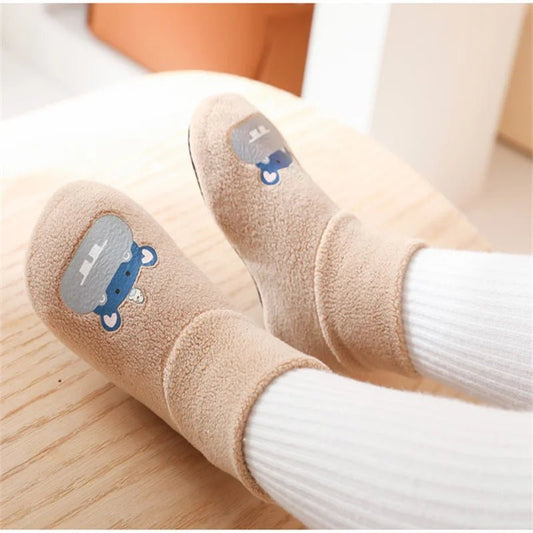 Adorable Baby Walker Shoes Soft Non Slip Infant Shoes for Safe First Steps - Amiba